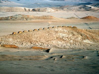 Chankillo | Pre-Inca, Solar Observatory, Coastal Desert | Britannica