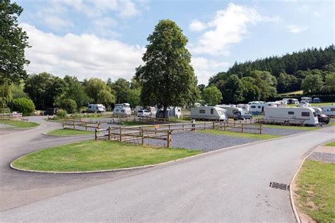 Coftons Campsite in Devon - 5 Star Campsite in Dawlish - Cofton Holidays