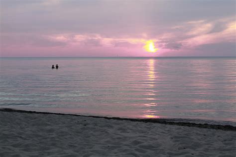 Dunbar Beach | Beverly Shores, IN 46301 | Beaches in Northwest Indiana