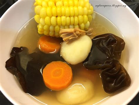 BLACK FUNGUS SOUP WITH WATER CHESTNUT AND CORN - Lava Queen