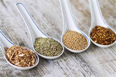 Best Herbs To Take Daily According To a Dietitian