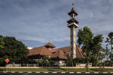 Darul Aman Mosque — Postmodernism Religious Building in Singapore — Docomomo Singapore