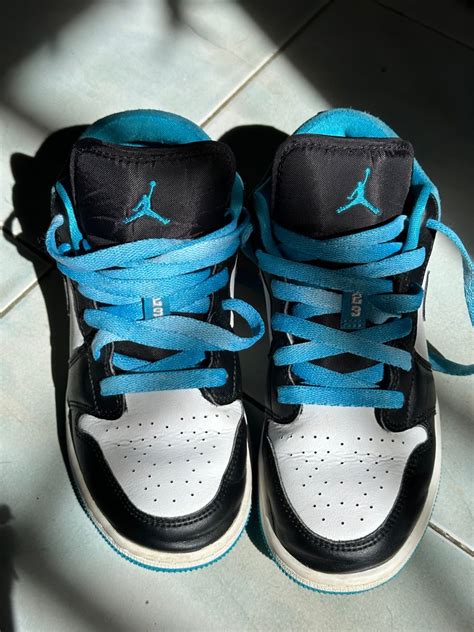 Jordan 1 low se laser blue on Carousell