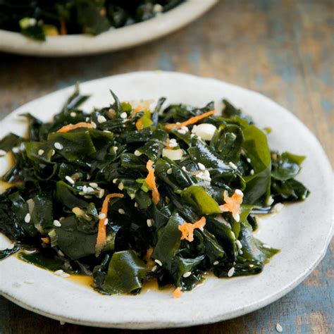 Low-carb Seaweed Salad Recipe - Simply So Healthy