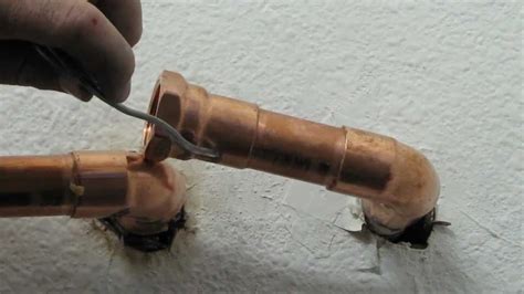 How to Solder Copper Pipe For Beginners - YouTube