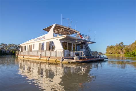 Scoundrel | Renmark Houseboats | Riverland, South Australia