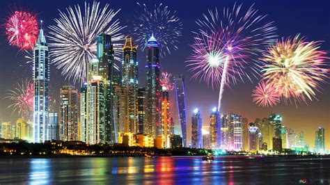 Fireworks over Dubai 4K wallpaper download