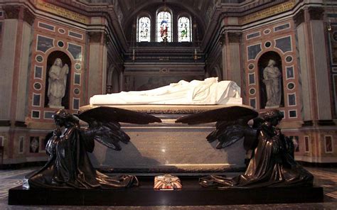 Queen Victoria's tomb set to reopen to the public for first time in more than a decade