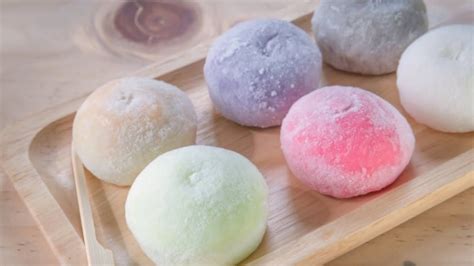 HOW TO MAKE MOCHI WITHOUT RICE FLOUR | Mochi recipe, Japanese sweets ...