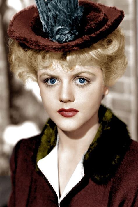 24 Actresses From The Golden Age Of Hollywood | Angela lansbury, Old hollywood actresses, Golden ...