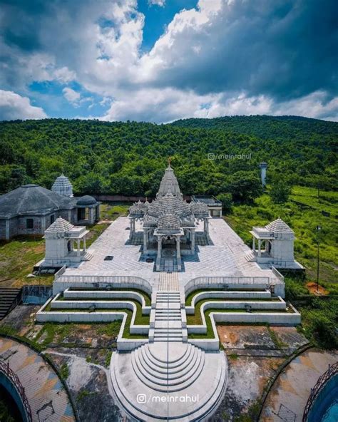 Unveiling the Hidden Beauty of Parasnath's Temples