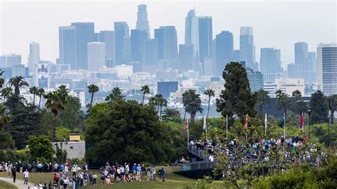 Lessons from LA: The perfect golf hole, billion-dollar views, frantic volunteers