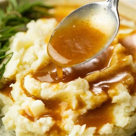 How To Make Mashed Potatoes Gravy Recipe - foodrecipestory