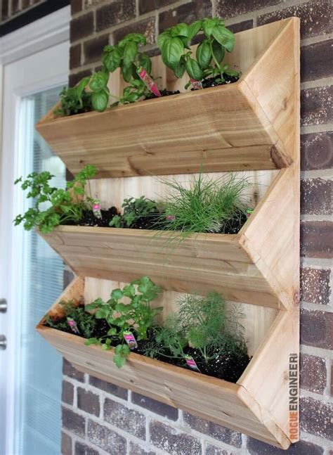 16 Creative DIY Vertical Garden Ideas