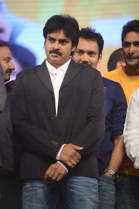 Pawan Kalyan: Pawan Kalyan in Attarintiki Daredi Audio Photos