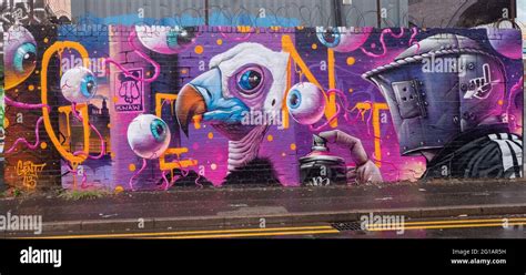 Birmingham Graffiti -street art Birmingham Graffiti Artists in Custard Factory Digbeth ...