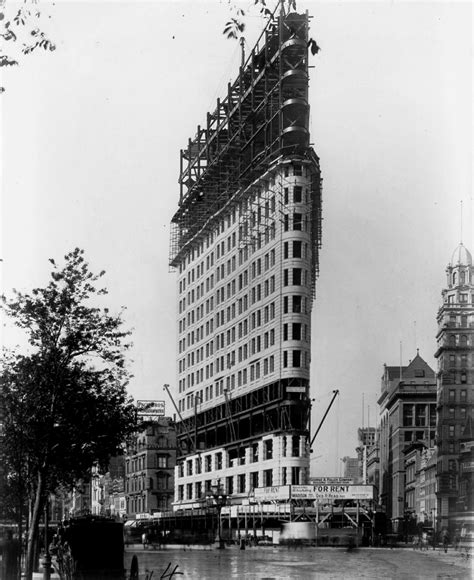 File:Flatiron Building under construction II, New York City, 1902.jpg - Wikimedia Commons