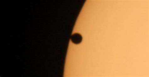 Stargazers Watch The Transit Of Venus, A Rare Celestial Event - CBS ...