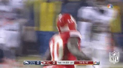 Tyreek Hill GIFs - Find & Share on GIPHY