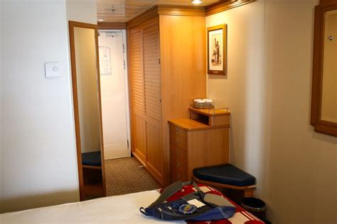 Disney Wonder Room 8072 • Disney Cruise Mom Blog