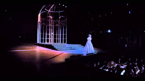 La Traviata Aria - YouTube