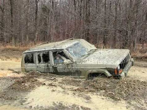 Jeep Cherokee Mudding P.2 - YouTube