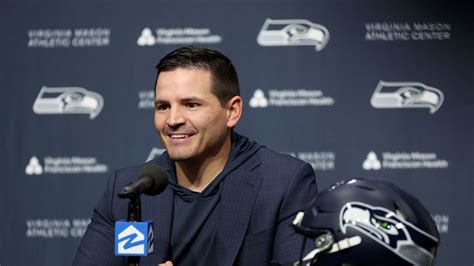 Seahawks finalize Mike Macdonald’s first coaching staff