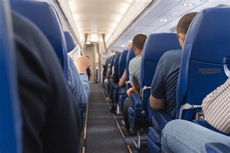 7,254 Airplane Cabin Safety Images, Stock Photos, 3D objects, & Vectors | Shutterstock