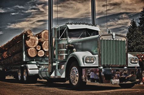 Kenworth Log Truck | Peterbilt trucks, Big rig trucks, Kenworth