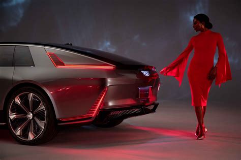 2025 Cadillac Celestiq: A New Start, and a Shot at Reclaiming Past Glory | American Luxury