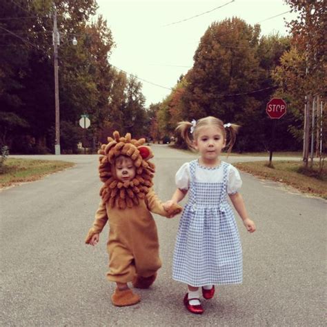 30 Matching Siblings Halloween Costumes which are the cutest costumes of the year | Sibling ...