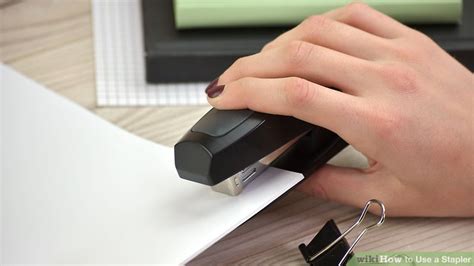 How to Use a Stapler: 10 Steps (with Pictures) - wikiHow