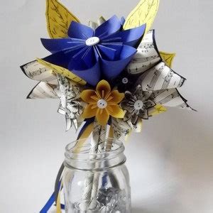 Paper Daisy Bridal Bouquet 10 Inch 15 Flowers Paper - Etsy