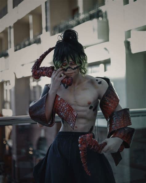 Kimetsu no Yaiba: Este brutal cosplay de Gyutaro serviría para un live-action