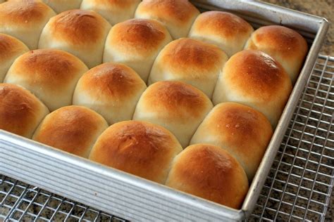 Southern Style Butter Yeast Rolls Recipe