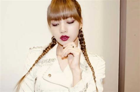 10+ Times BLACKPINK's Lisa Stunned Us With The Coolest Eye Makeup ...