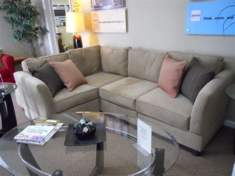 Small Space Sectional Couch | Small space sectional sofa, Sectional sofa with chaise, Corner ...