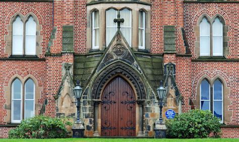 Methodist College, Belfast © Albert Bridge :: Geograph Britain and Ireland