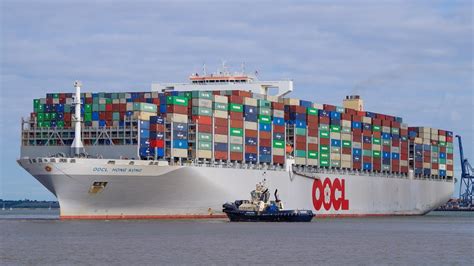 Shipspotting Ultra Large Oocl Hong Kong Arrives At The Port Of ...