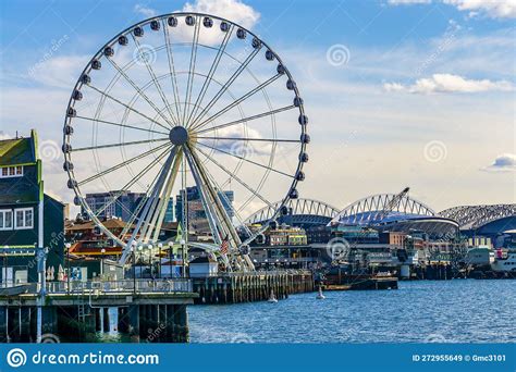 Seattle Waterfront Wheel 4 stock image. Image of pier - 272955649