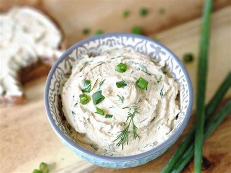 5 Minute Tofu Cream Cheese - VegnFit