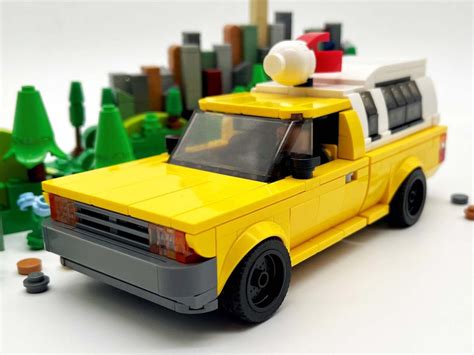 LEGO MOC Pizza Planet Truck by IBrickedItUp | Rebrickable - Build with LEGO