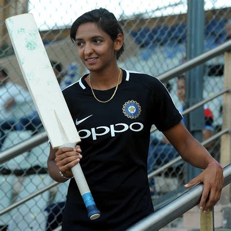 Indian Women's Cricketer Harmanpreet Kaur High Resolution Pictures - Sports Updates