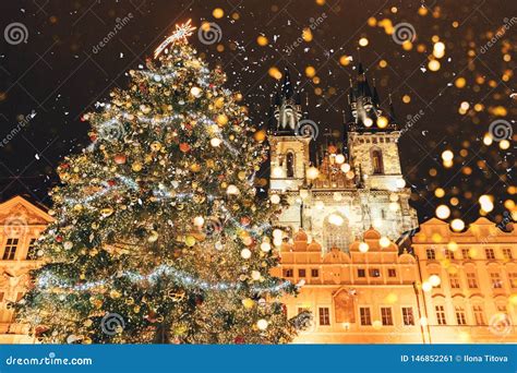 Christmas Tree on the Main Square in Prague Stock Image - Image of bright, monuments: 146852261