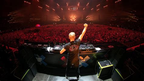 Armin van Buuren live at AMF 2022 (Amsterdam Music Festival) - YouTube