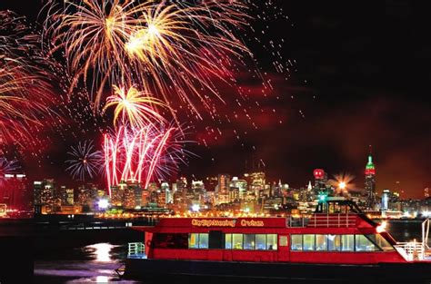 New Year's Eve in NYC 2016 | Fireworks Cruise Tickets & Info