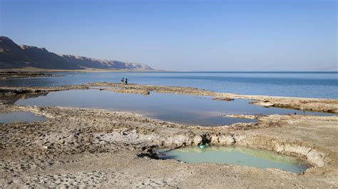 Dead Sea shrinking metre a year, following Israeli mining