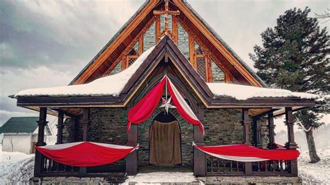 Kashmir Snowfall: Mesmerising Images Of The White-Covered Valley