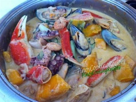 SEAFOOD GINATAAN