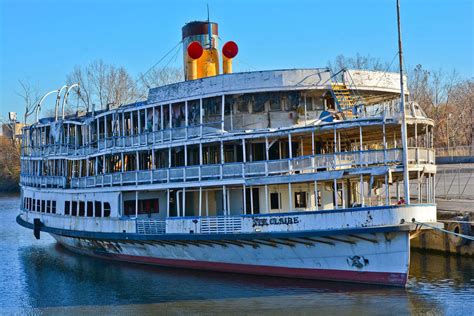 Deserted Places: The deserted Boblo Island Amusement Park of Ontario